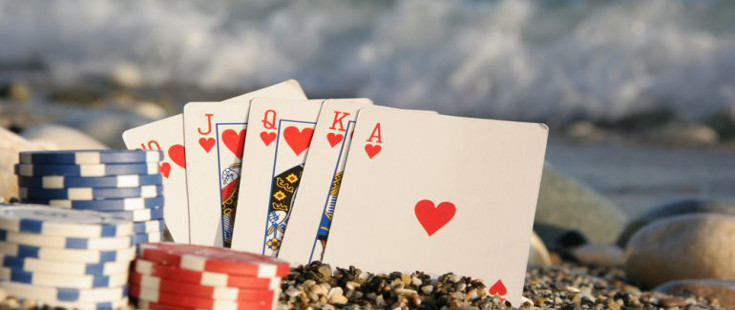 Как играть в Карибский покер: правила и особенности игры