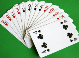 Сколько карт в покере